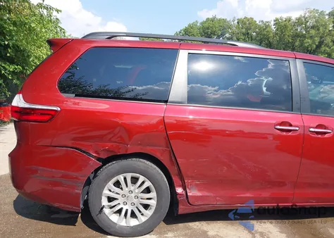 2016 Toyota Sienna Xle Premium 8 Passenger из США, поврежденный, VIN 5TDYK3DC4GS757865